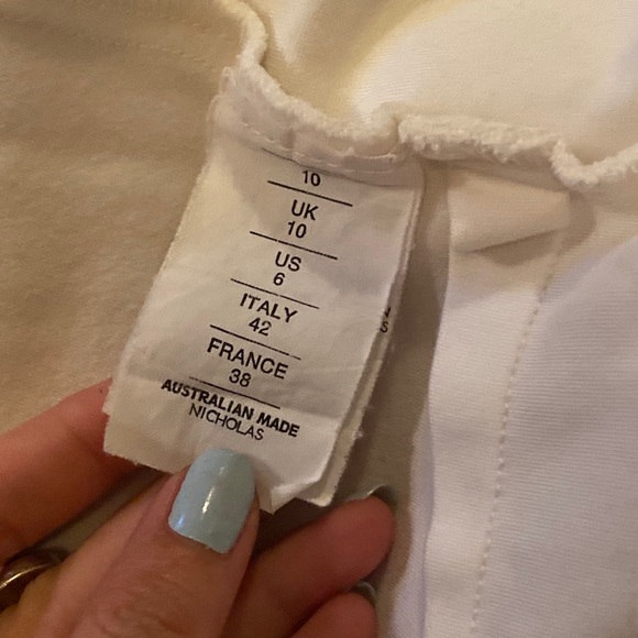 N NICHOLAS | Ivory Bell Sleeved Crop Blouse | 6 - Picture 5 of 5